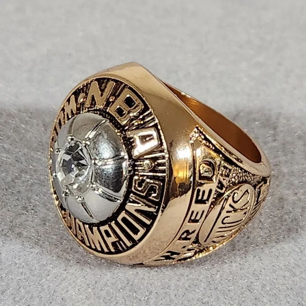 1973 New York Knicks Championship Ring Size 11